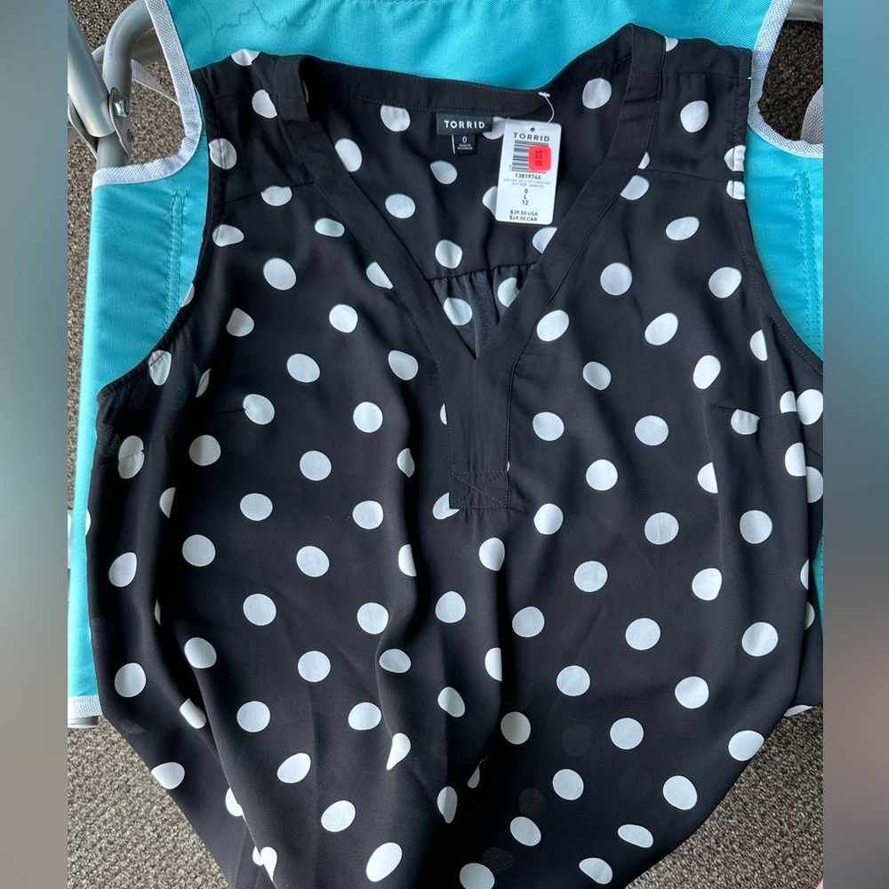 Torrid new with tags size 0 tank top